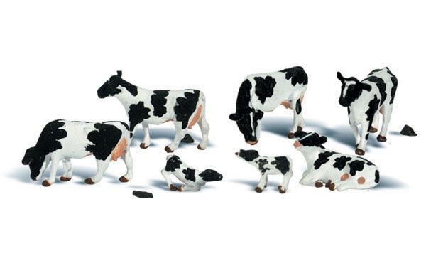 Holstein Cows Woodland Scenics #1863 Scenic Accents HO Scale 