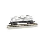Bachmann 17155, N Scale 40ft 3-Dome Tank Car, Silver Series®, Carbide & Carbon Chemicals Corp. CCBX #307